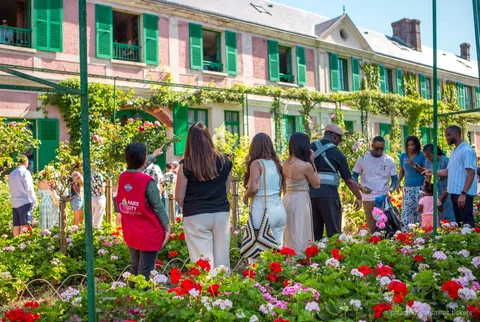 Paris'ten Giverny ve Versay Sarayı günlük turu, Monet bahçesi ve saray