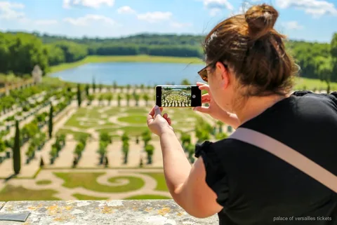 Versailles guidad tur utan kö, Spegelsalen med guide
