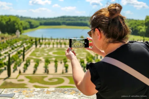 Versailles rundvisning uden kø, Spejlsalen med guide